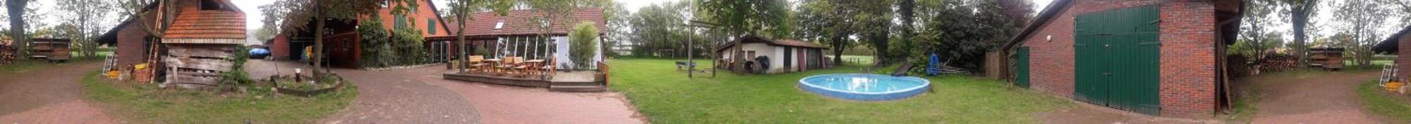 Das Haus Mit Der Roten Telefonzelle Apen Esterno foto